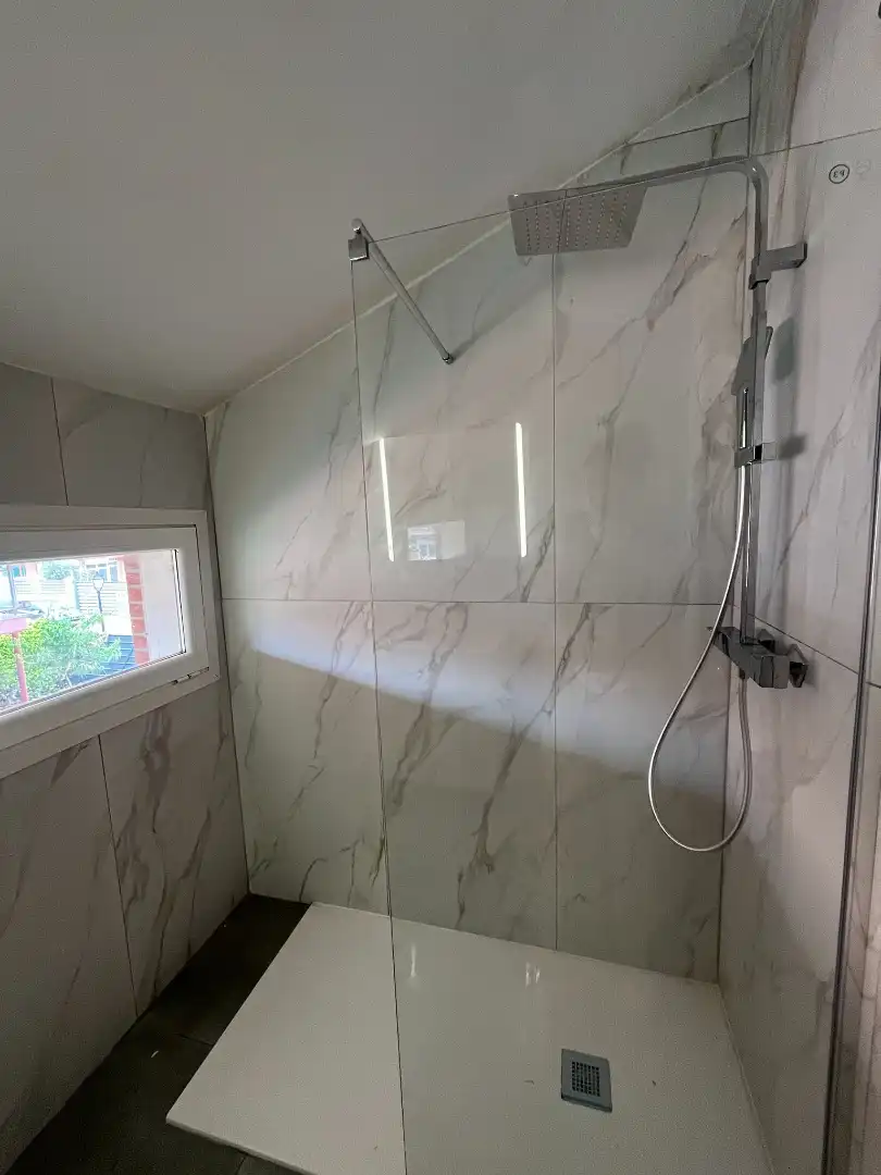 Bany de Casa o xalet en venda en Renedo de Esgueva amb Calefacció, Jardí privat i Parquet