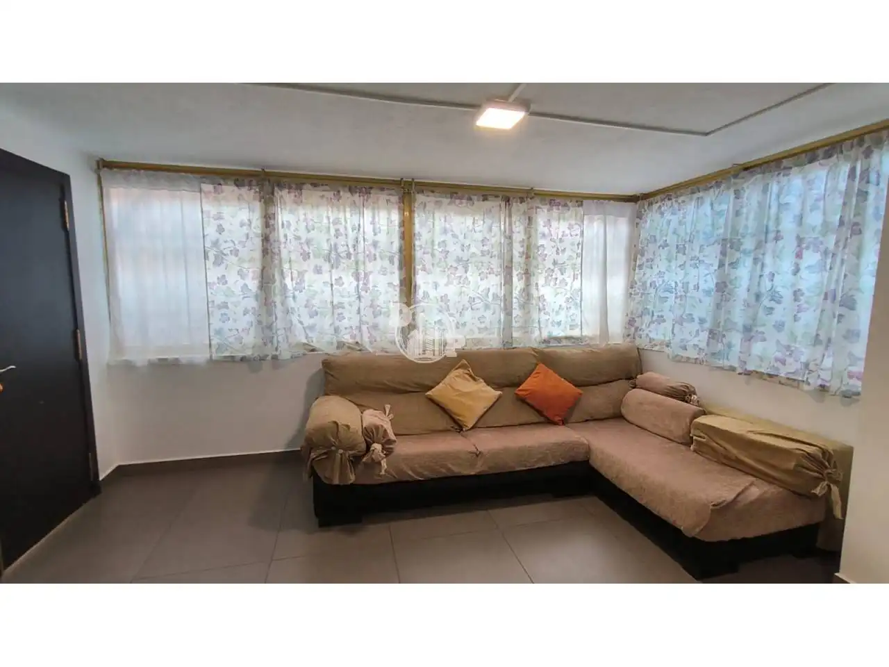 Sala de estar de Piso en venta en Benidorm con Piscina comunitaria