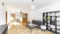 Living room of Apartment for sale in  Madrid Capital  with Air Conditioner, Heating and Furnished