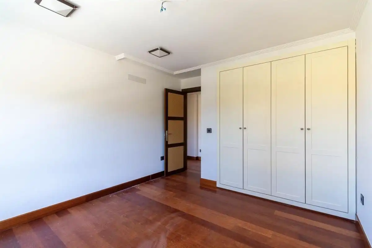 Habitación de Casa o chalet en venta en L'Alfàs del Pi con Aire acondicionado, Jardín privado y Terraza
