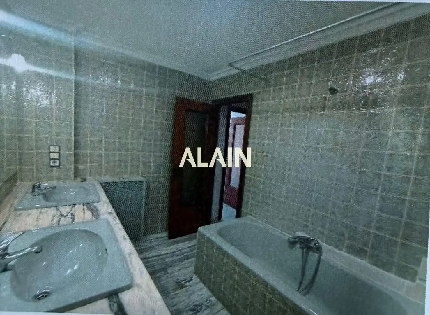 Badezimmer von Dachboden zum Verkauf in Valencia mit Klimaanlage, Heizung und Abstellraum