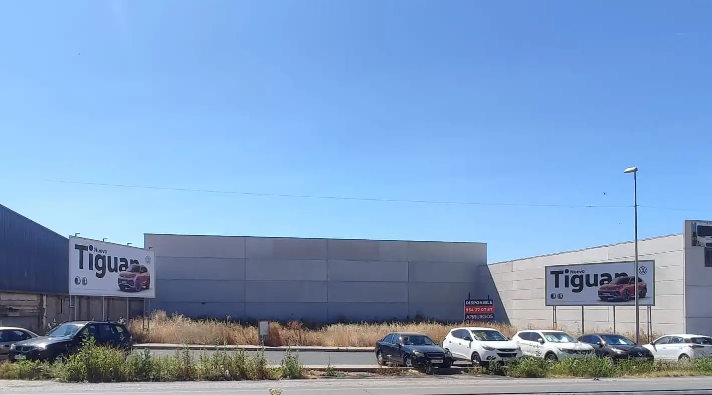 Exterior view of Industrial land for sale in Dos Hermanas