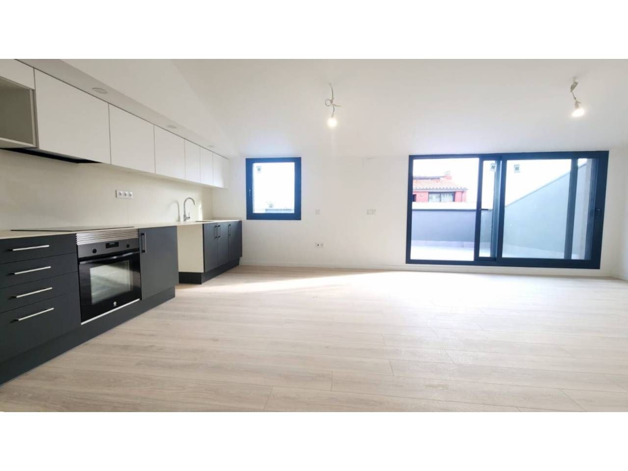 Cocina de Dúplex en venta en Terrassa con Aire acondicionado, Calefacción y Parquet