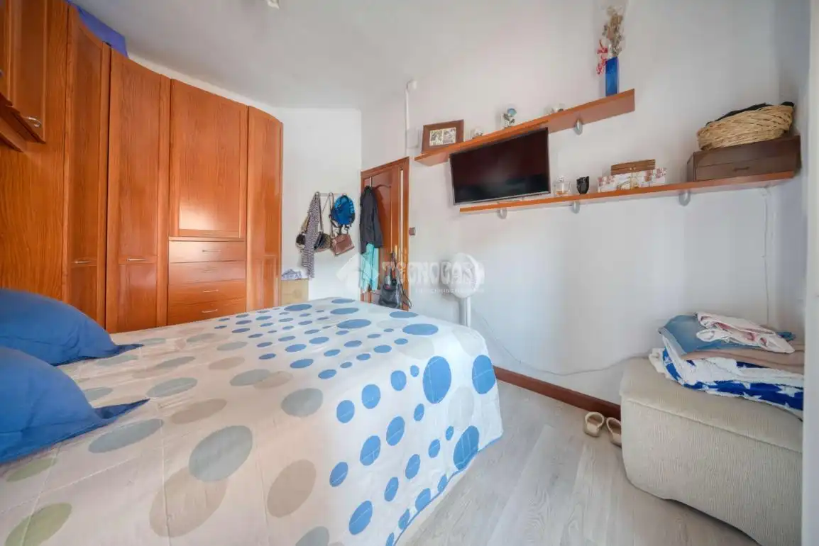 Bedroom of Flat for sale in Valladolid  with Heating