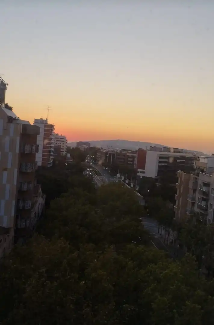 Vista exterior de Ático en venta en Esplugues de Llobregat con Aire acondicionado, Calefacción y Terraza