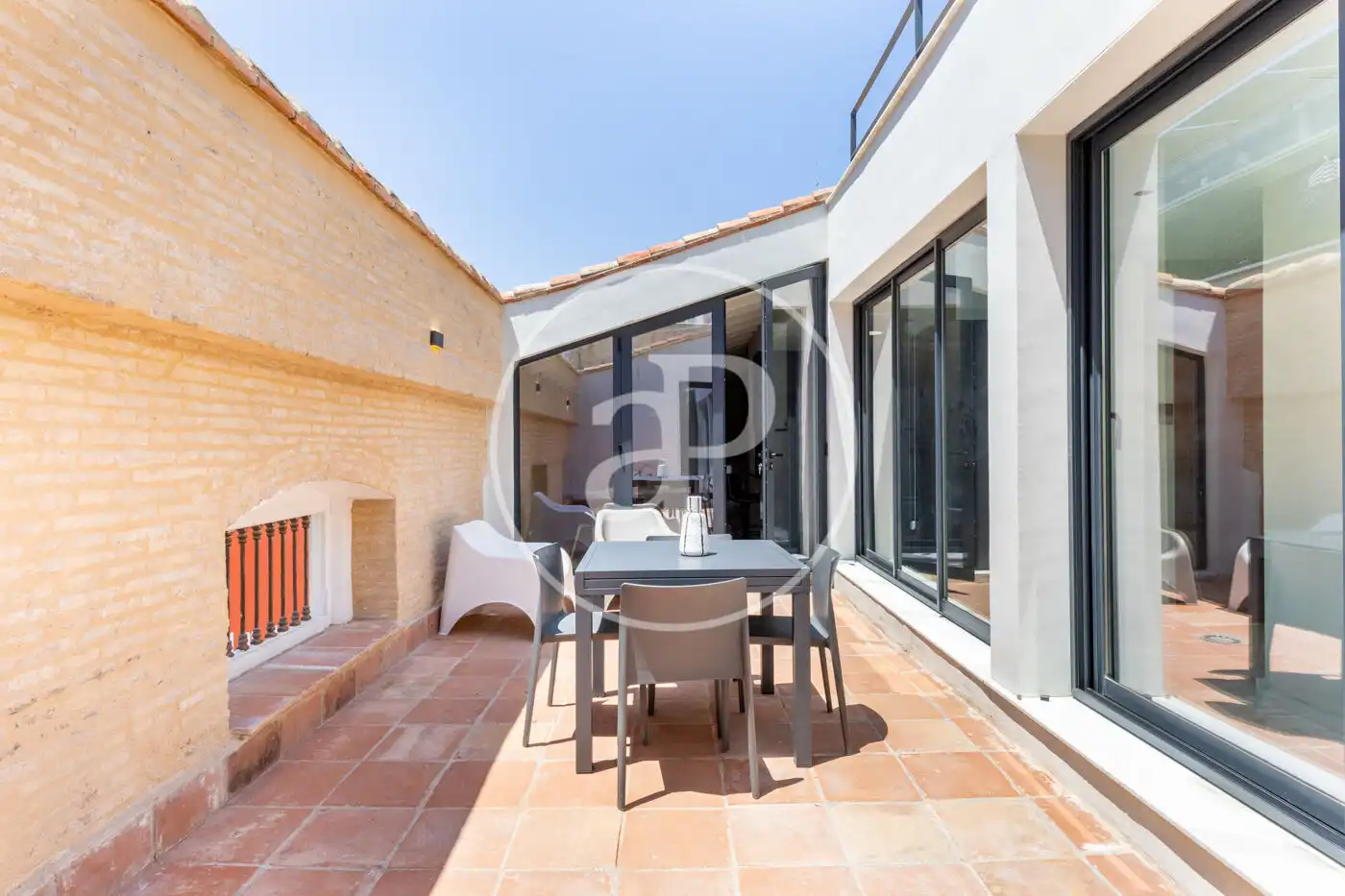 Attic for rent in Calle de Pérez Bayer, Sant Francesc