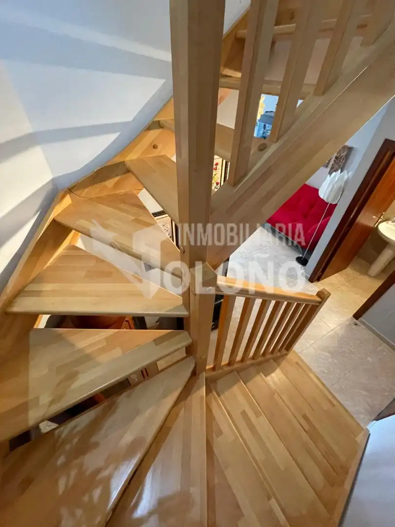Terraza de Dúplex en venta en Castañares de Rioja con Calefacción, Parquet y Terraza