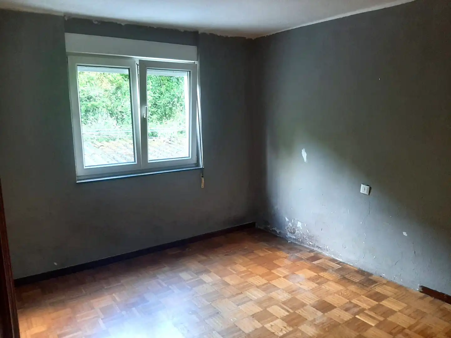 Habitación de Piso en venta en Lena con Parquet, Trastero y Lavadora