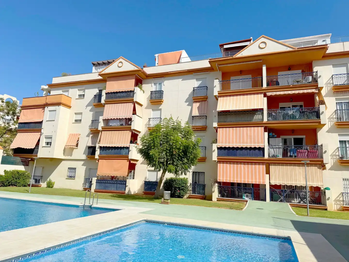 Ático con piscina en venta en Estepona Pueblo, imagen 22