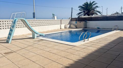Foto 2 de Casa adosada en venta en Paseo Maritimo, Playa - Ben Afeli, Almazora / Almassora