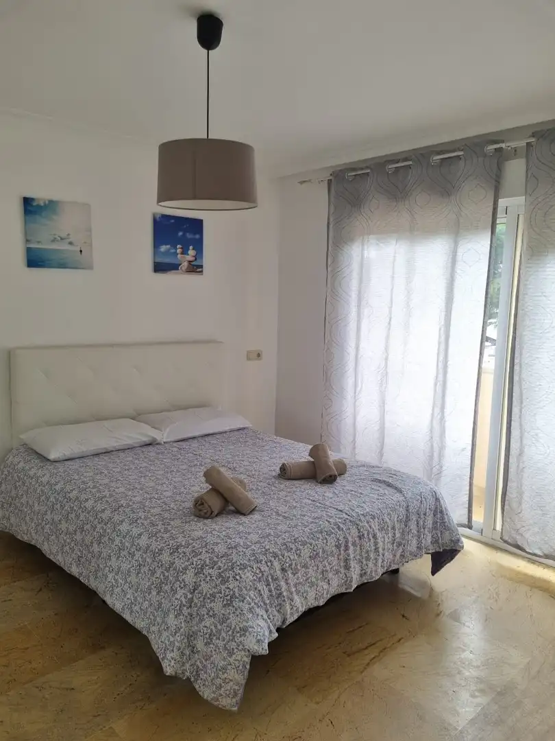 Bedroom of Houses for rent in Benidorm  with Air Conditioner, Swimming Pool and Furnished