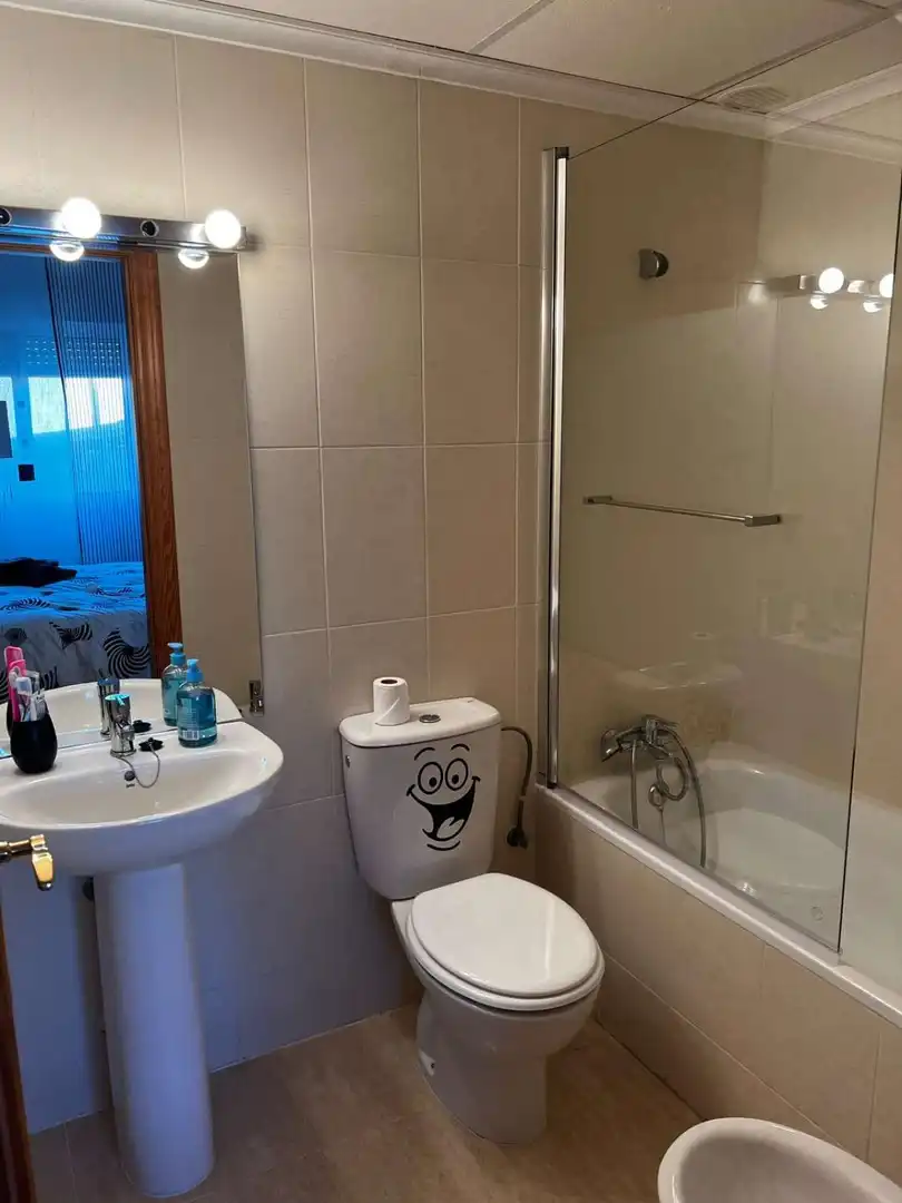 Badezimmer von Wohnungen zum Verkauf in Cuevas del Almanzora mit Klimaanlage, Heizung und Terrasse