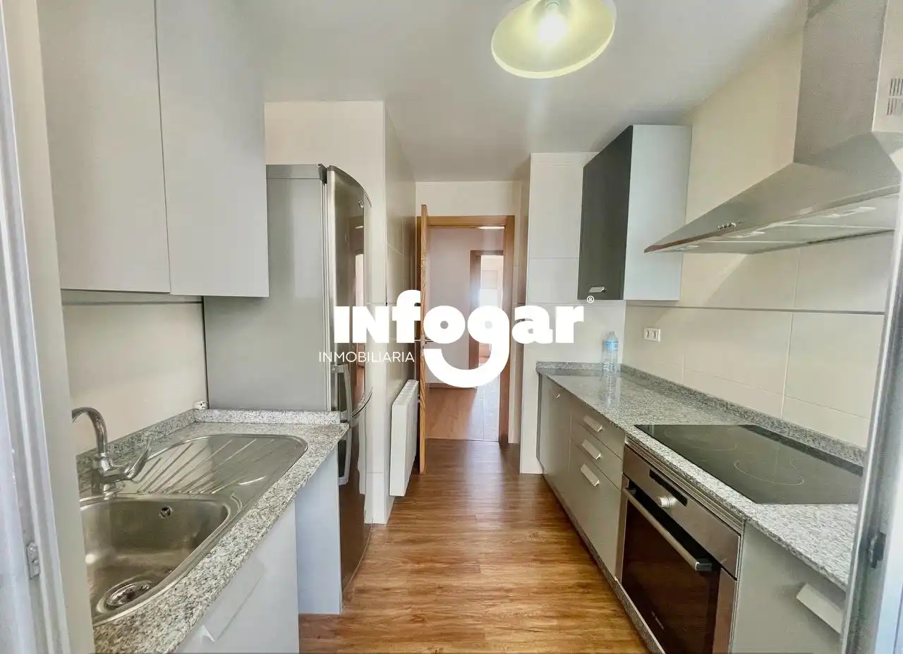 Kitchen of Flat for sale in A Guarda    with Heating, Parquet flooring and Storage room