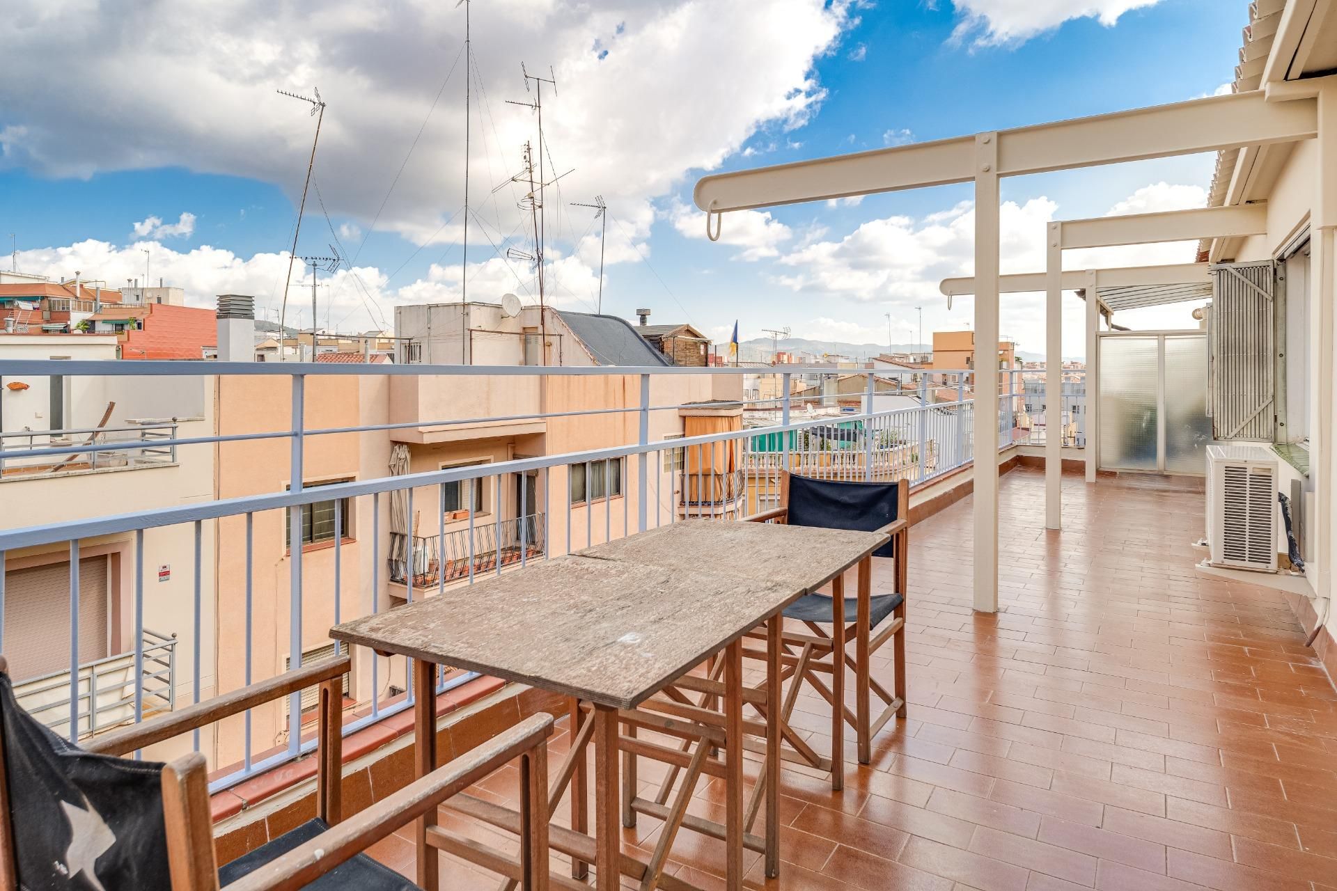 Terraza de Ático en venta en  Barcelona Capital con Aire acondicionado, Calefacción y Parquet