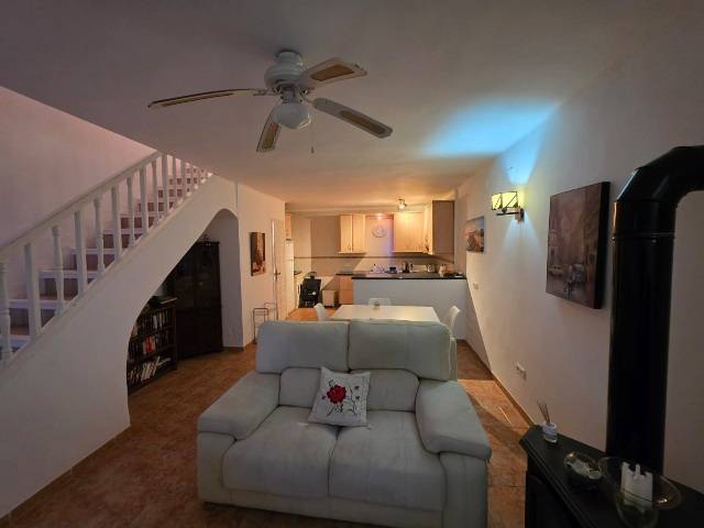 Casa adosada en Venta en Calle Aristóteles, 72 en Avda Pescia - Ctra de Frigiliana