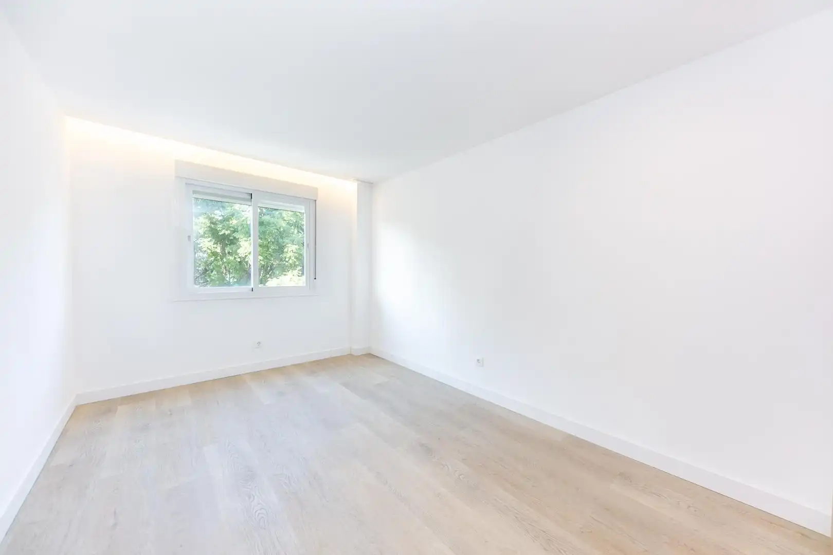 Bedroom of Apartments for sale in Fuengirola  with Air Conditioner, Heating and Terrace
