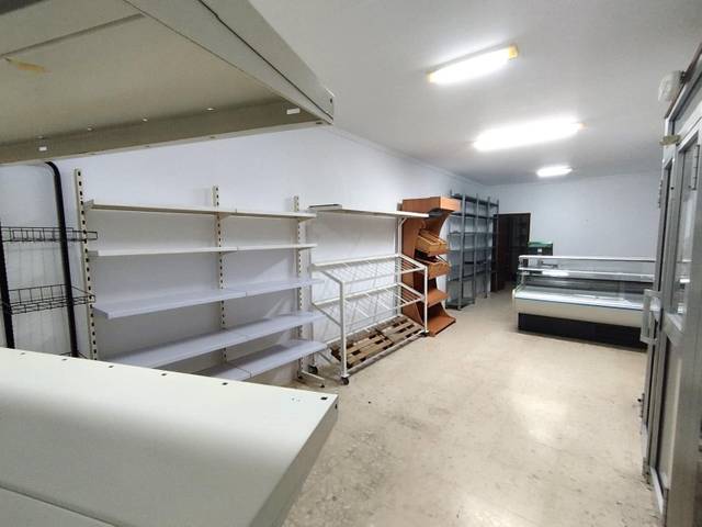 Local comercial en Alquiler en Burguillos