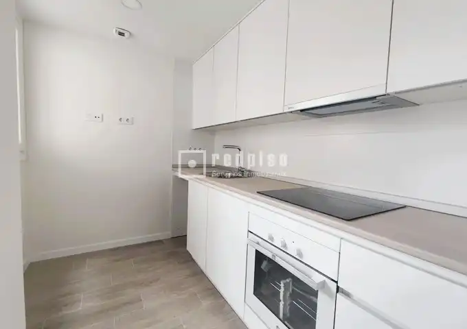Kitchen of Flat for rent in Guadalajara  with Air Conditioner, Heating and Parquet flooring