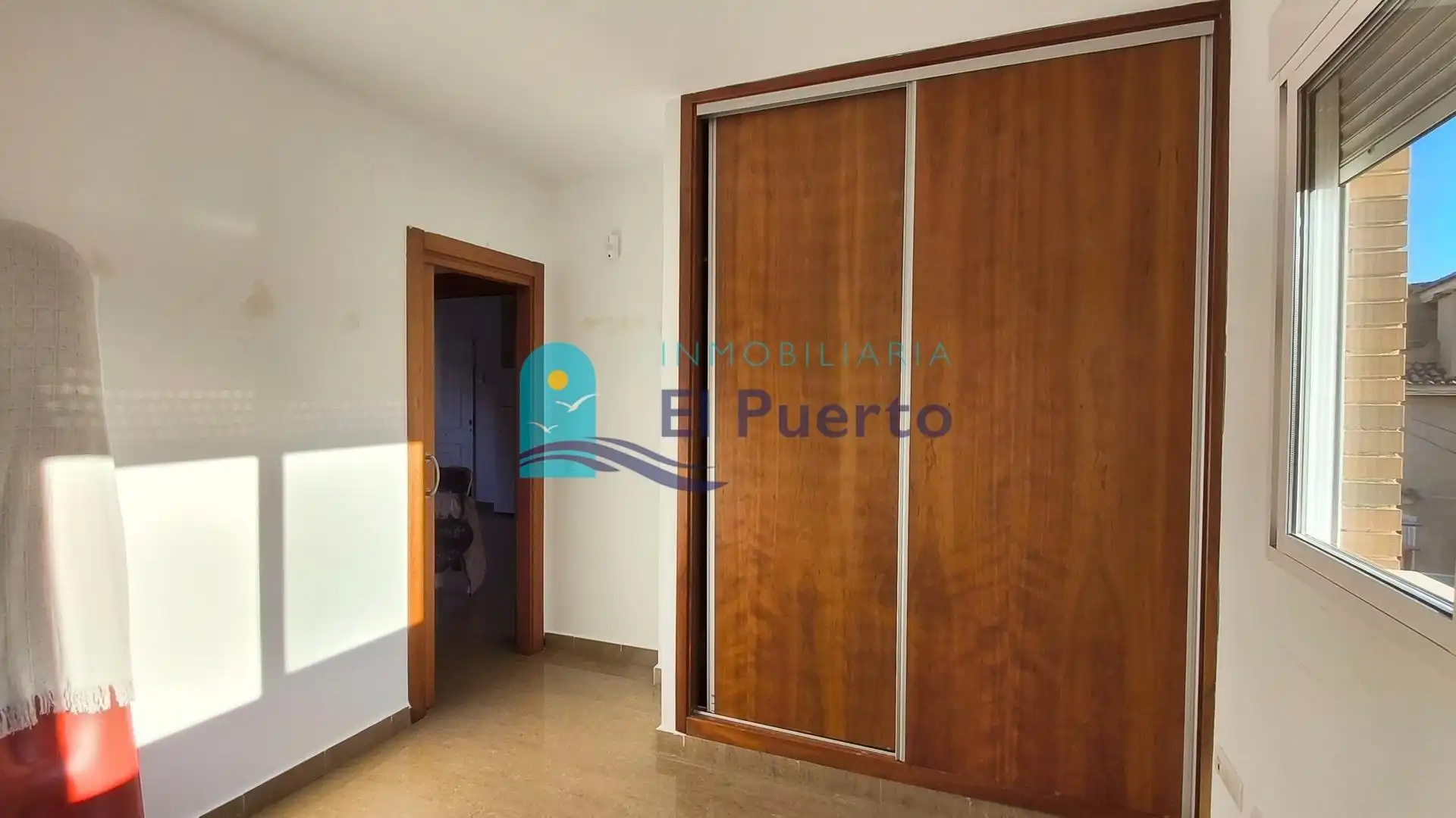 Habitación de Ático en venta en Mazarrón con Terraza y Alarma