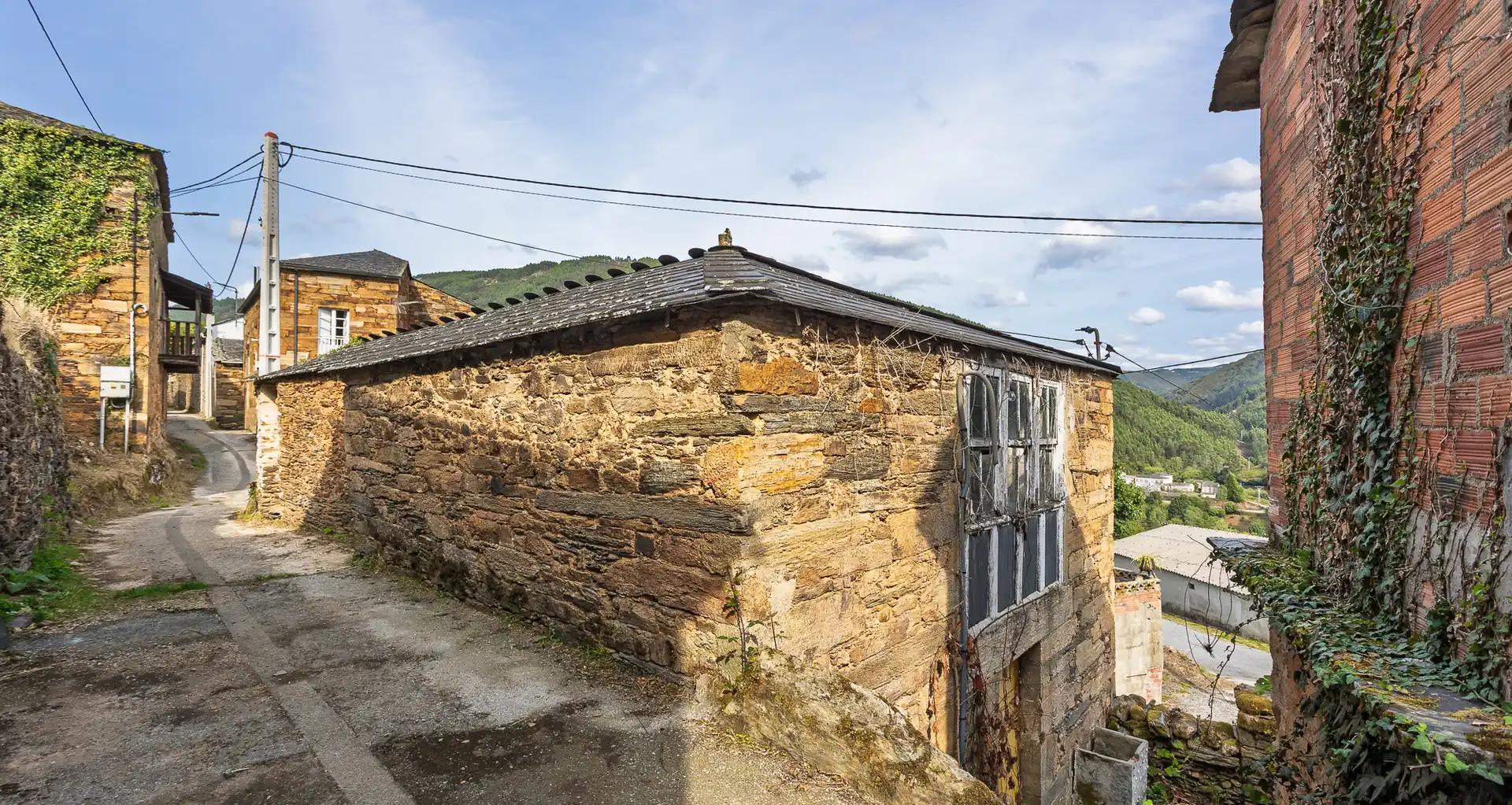 Vista exterior de Finca rústica en venda en Ribeira de Piquín