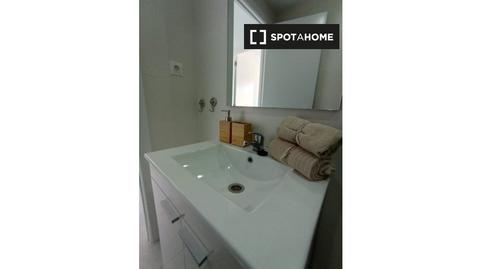 Foto 4 de Apartament per a compartir a Montemar, Málaga