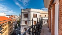 Exterior view of Attic for sale in  Madrid Capital  with Air Conditioner, Heating and Terrace