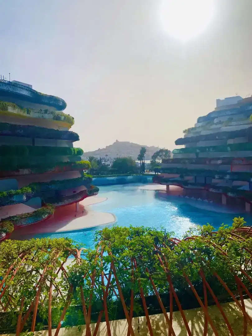 Piscina de Apartamento de alquiler en Marina Botafoc - Platja de Talamanca