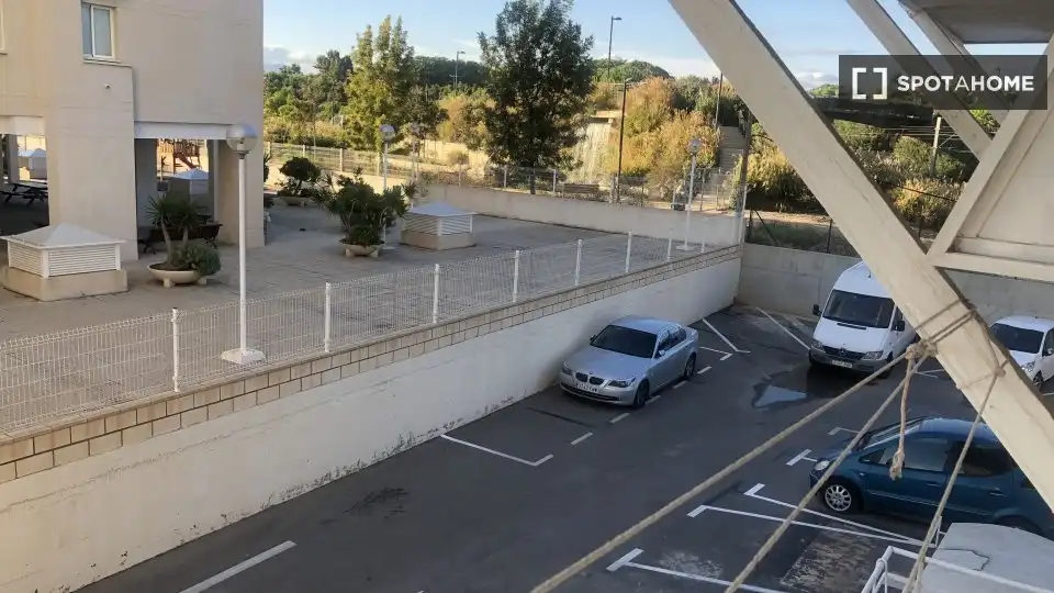 Parkplatz von Wohnung zur untervermieten in Alicante / Alacant mit Klimaanlage, Terrasse und Möbliert