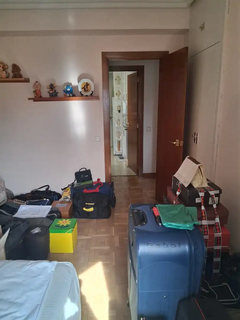 Wohnung zum Verkauf in Madrid mit Heizung, Parkett und Ofen