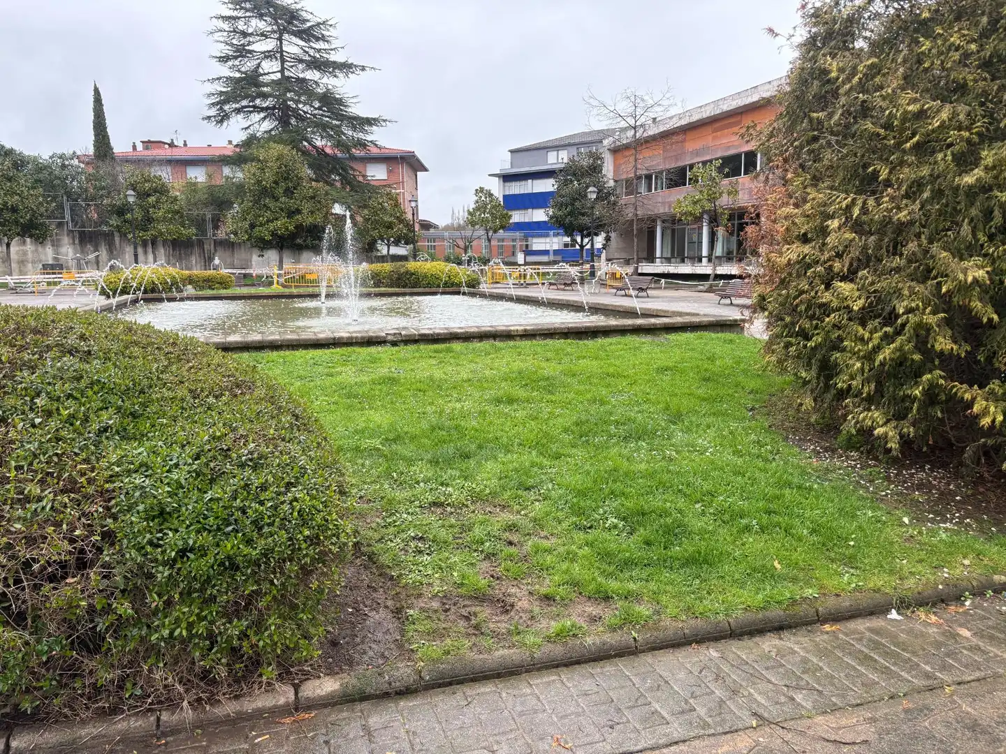 Außenansicht von Geschaftsraum zur Miete in Oviedo  mit Möbliert