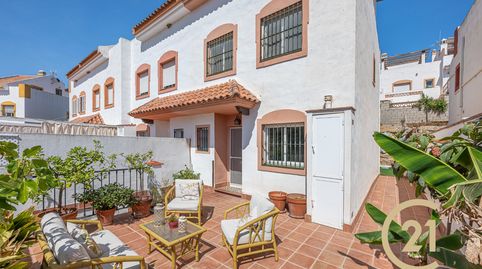 Foto 3 de Casa adosada en venda a Calle Hernandez de la Fuente, 17, Bello Horizonte - Lindasol, Marbella