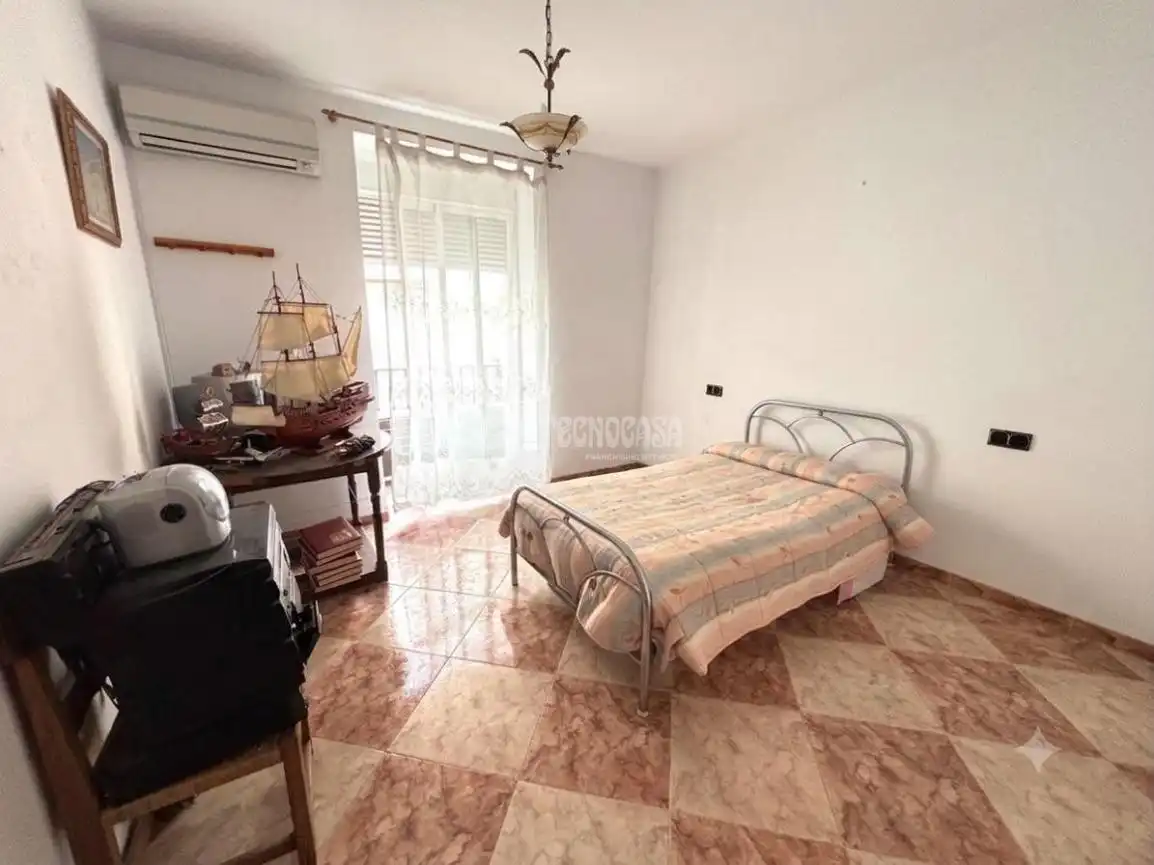 Bedroom of Houses for sale in Jódar  with Storage room and Balcony