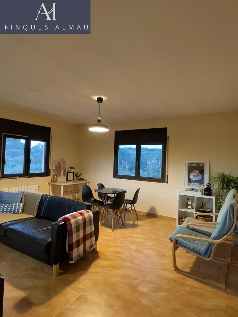 Sala de estar de Finca rústica en venta en Sant Llorenç d'Hortons con Terraza