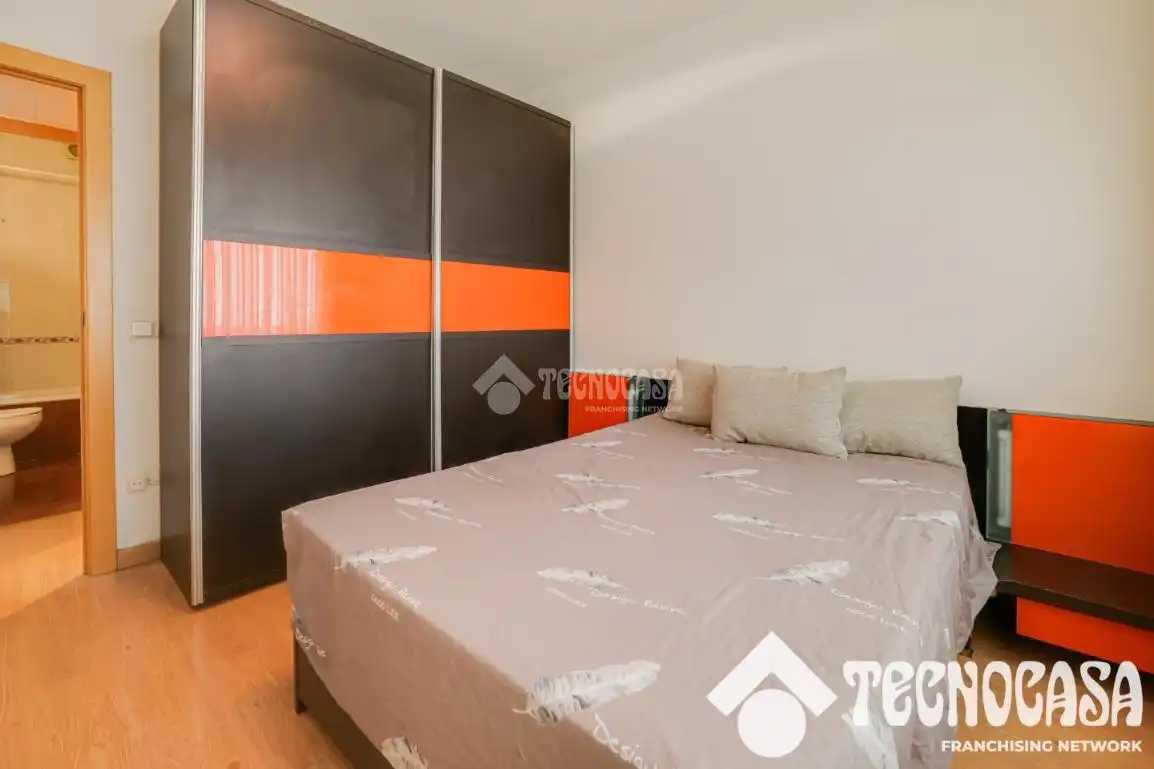 Habitación de Piso en venta en Barcelona con Aire acondicionado y Calefacción