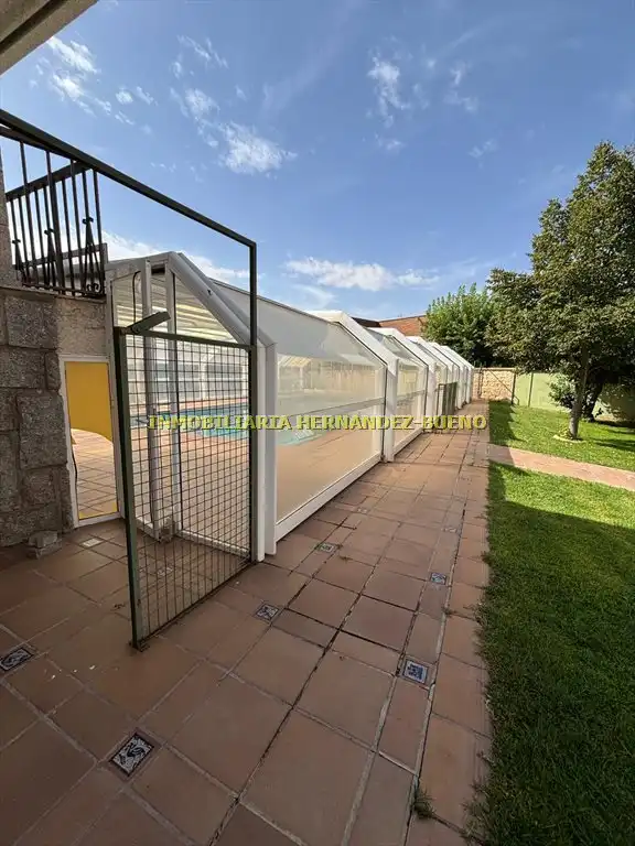 Xalet amb piscina en venda a Villamayor, imagen 21