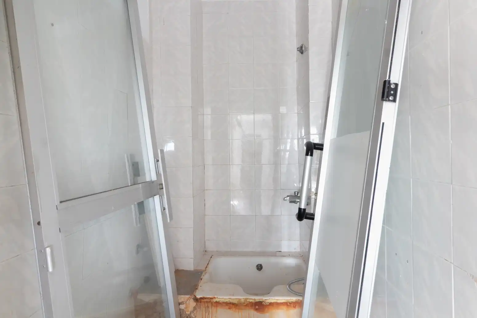 Baño de Local en venta en Puerto de Sagunto