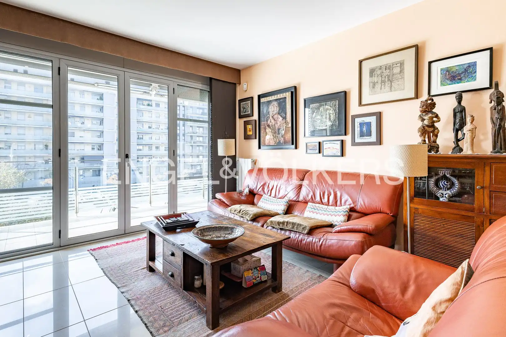 Vista exterior de Piso en venta en Badalona con Aire acondicionado, Calefacción y Terraza