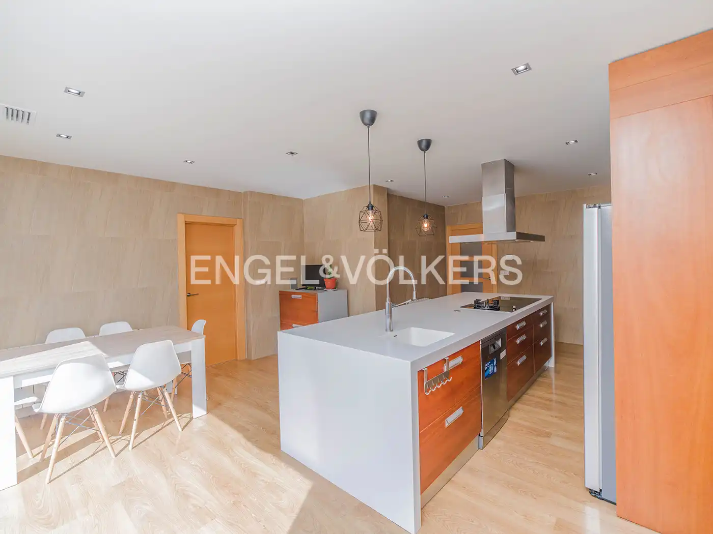 Villa con piscina in vendita a Carrer de la Limonita, imagen 13