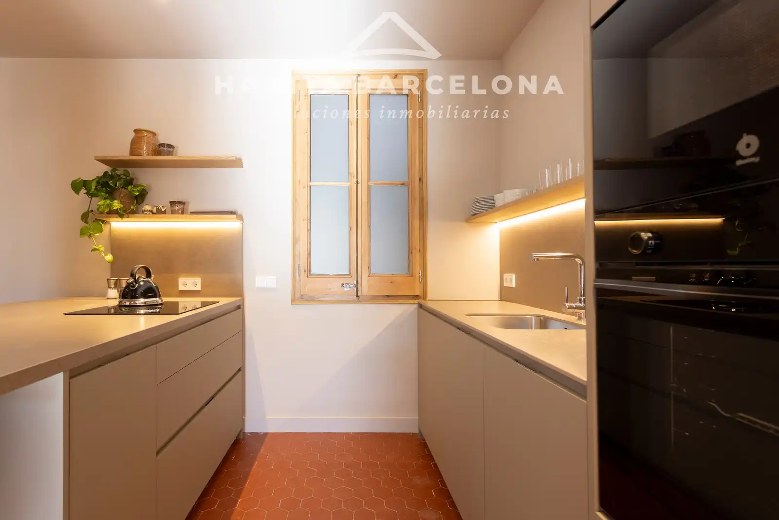Küche von Wohnung zur Miete in Barcelona mit Klimaanlage, Heizung und Parkett