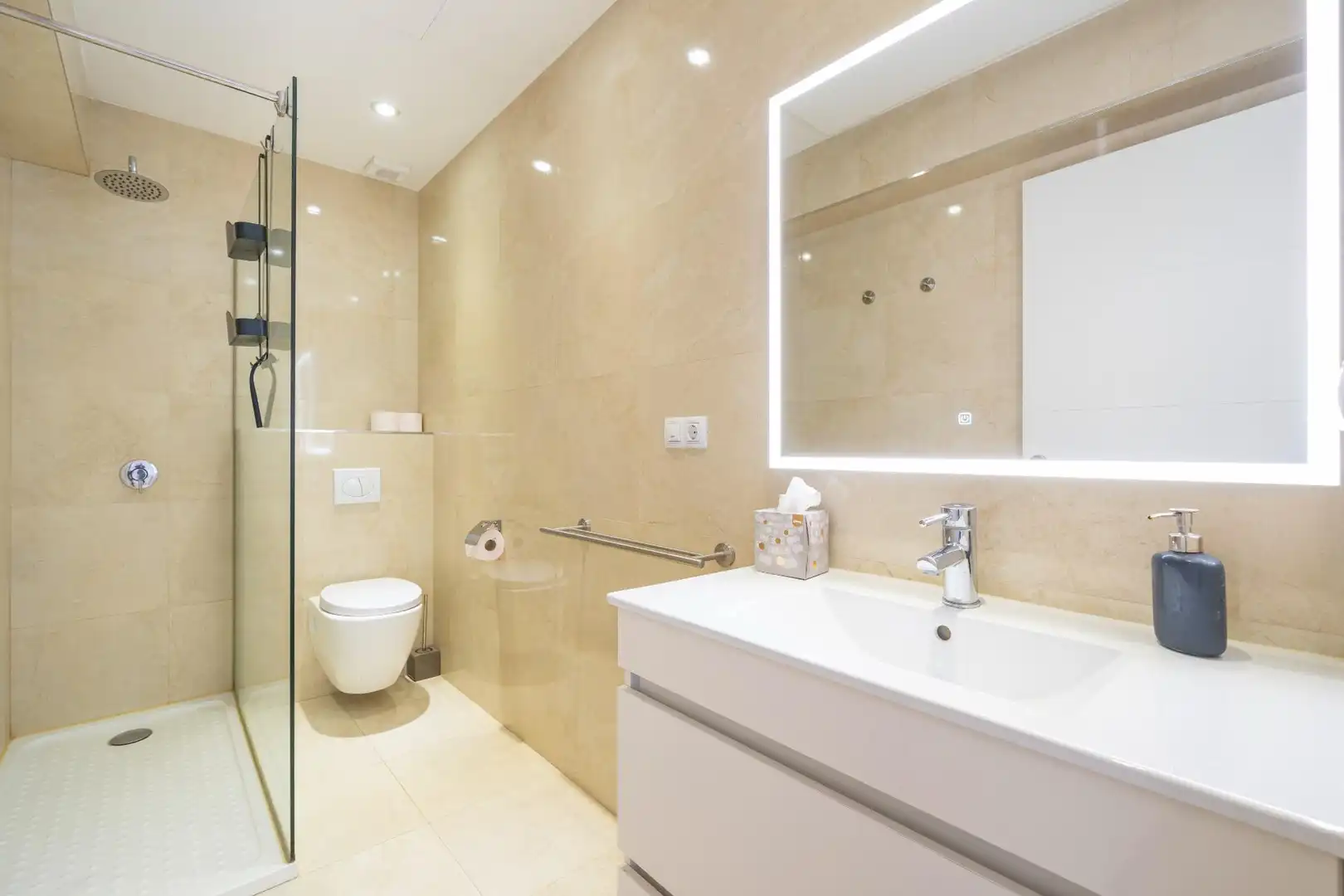 Appartamento con terrazza in vendita a Avenida MIRAMAR 11, imagen 10