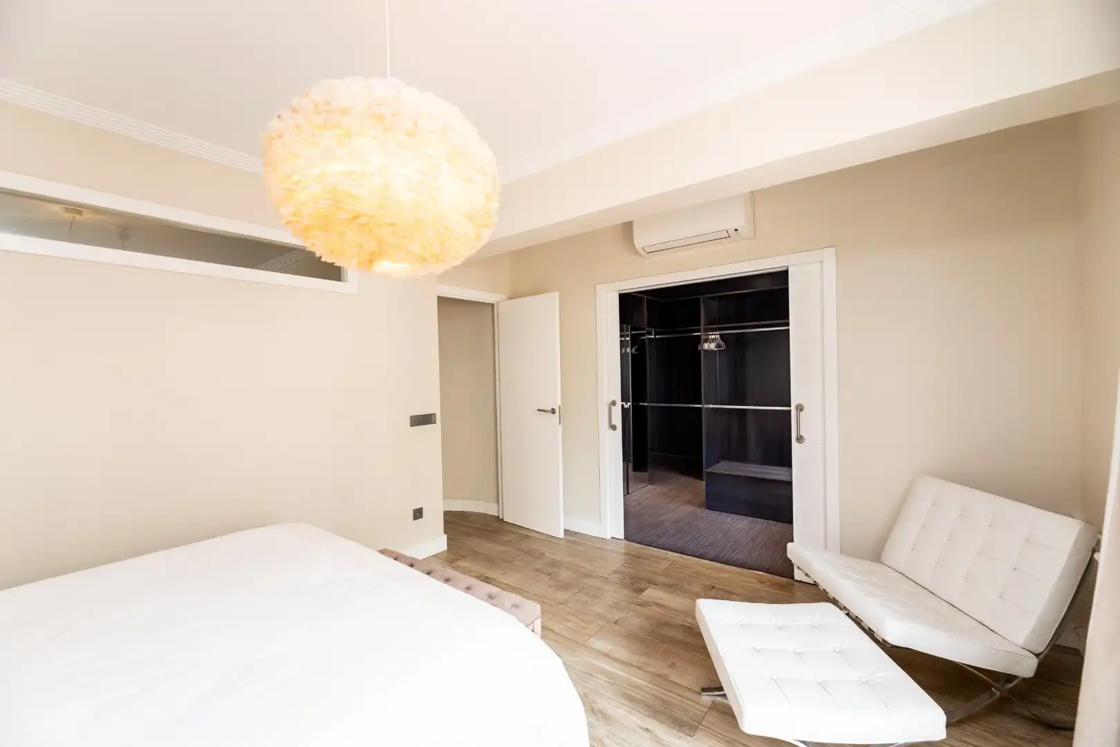 Bedroom of Flat for sale in Madrid  with Air Conditioner, Heating and Terrace