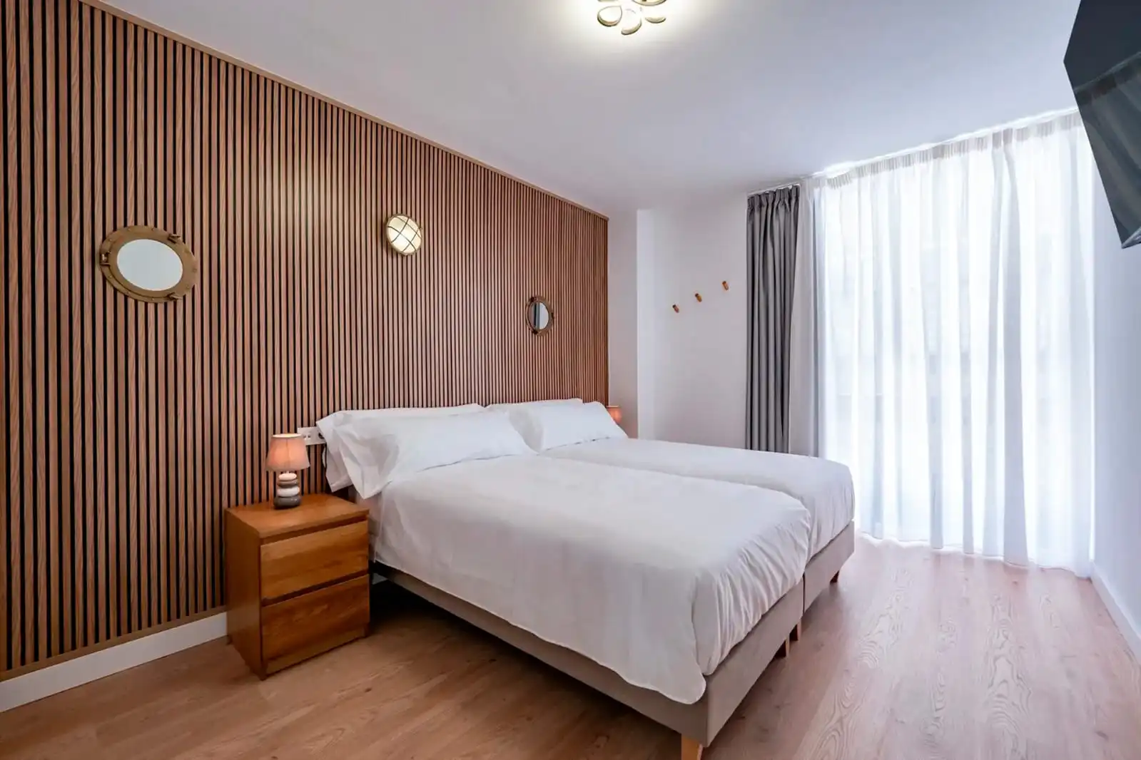 Bedroom of Flat for rent in Huelva  with Air Conditioner, Heating and Furnished