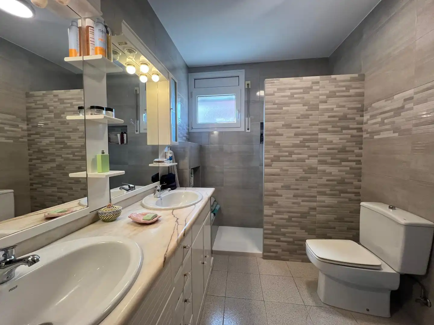 Baño de Casa o chalet en venta en Igualada con Aire acondicionado, Calefacción y Jardín privado
