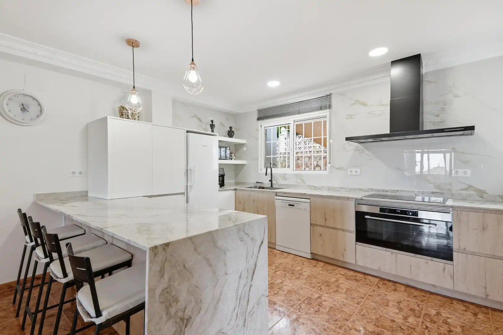 Cocina de Casa o chalet en venta en Torrent con Aire acondicionado, Calefacción y Jardín privado