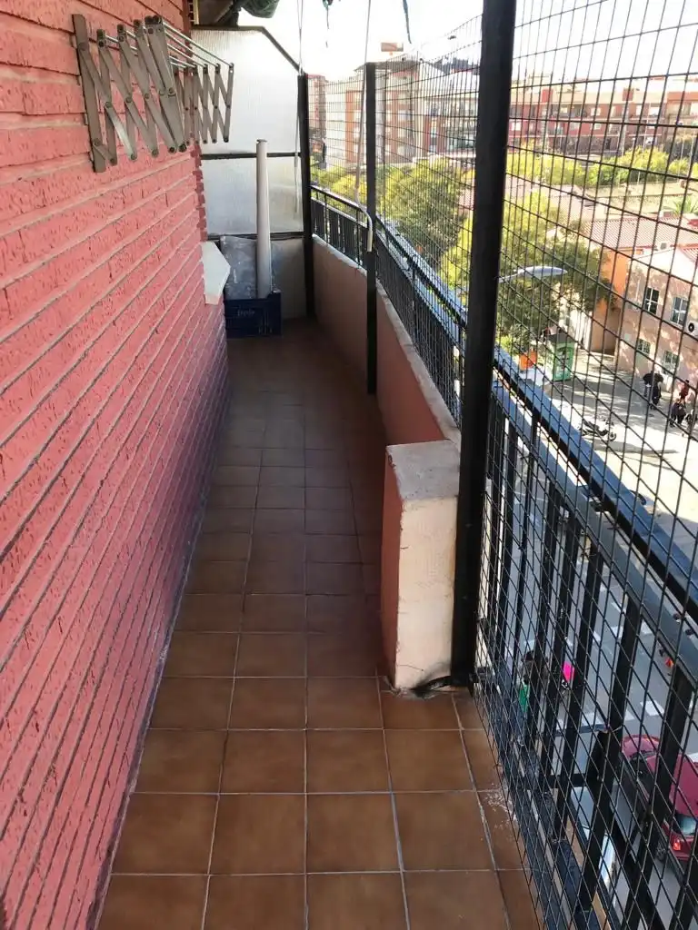 Flat for rent in Carrer de Pere Cabanes, 56, Torrefiel