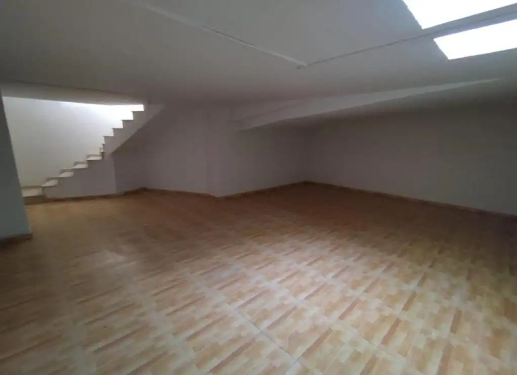 Local en venta en Caudete