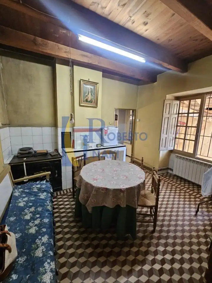 Cuina de Casa o xalet en venda en Villabraz amb Jardí privat
