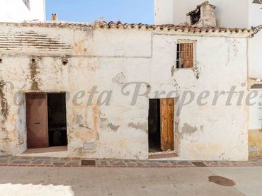 Casa a schiera in vendita a Sedella