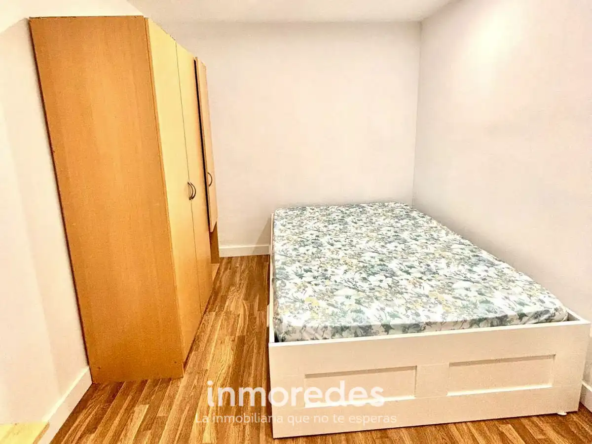 Bedroom of Flat for sale in Barcelona  with Oven and Balcony