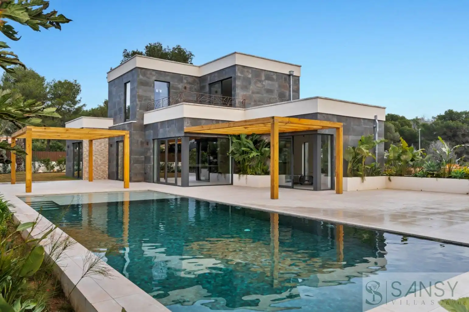 Chalet con piscina en venta en La Granadella  - Costa Nova, imagen 2